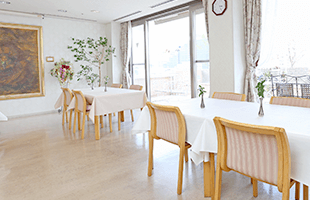 出産後ママの同窓会だっこカフェ
